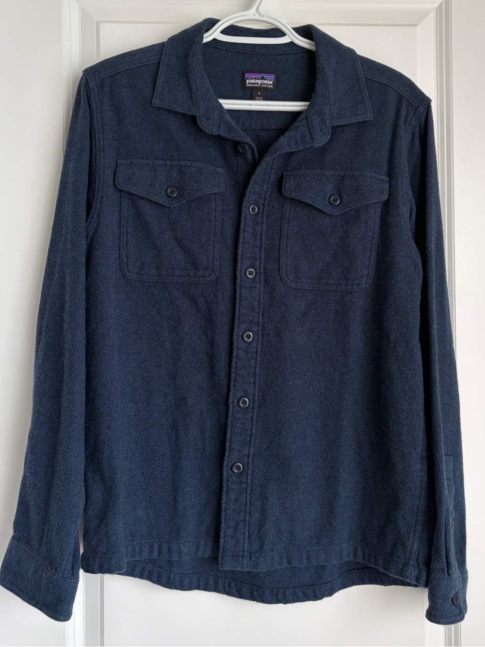 Patagonia Men’s Fjord Flannel Shirt Navy Size Small